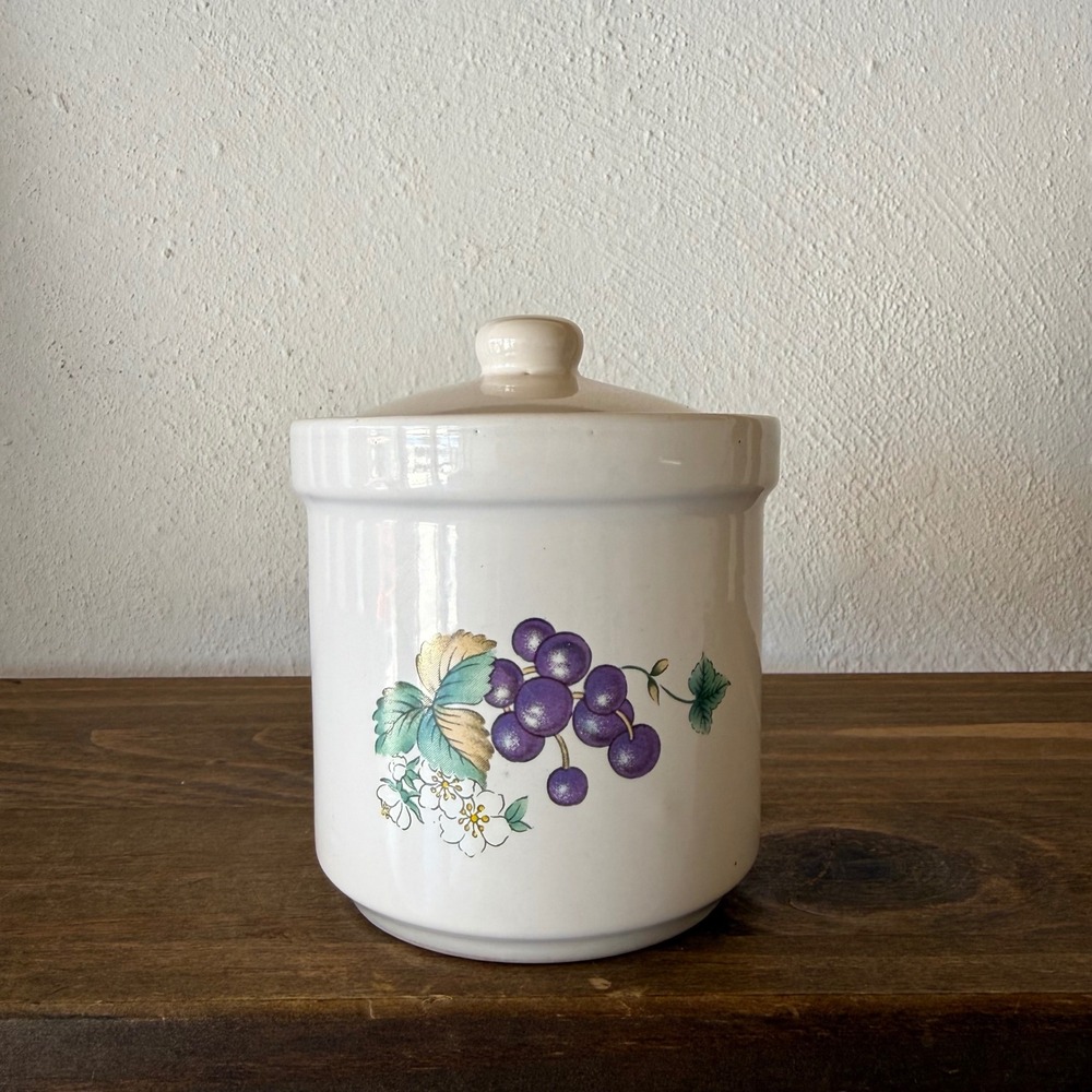 Vintage Ceramic Grape Canister White Floral Fruit Kitchen Storage Jar With Lid